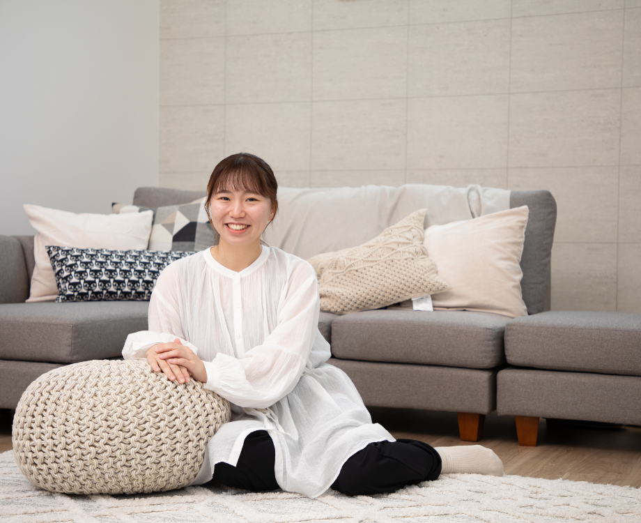 内田　奈枝